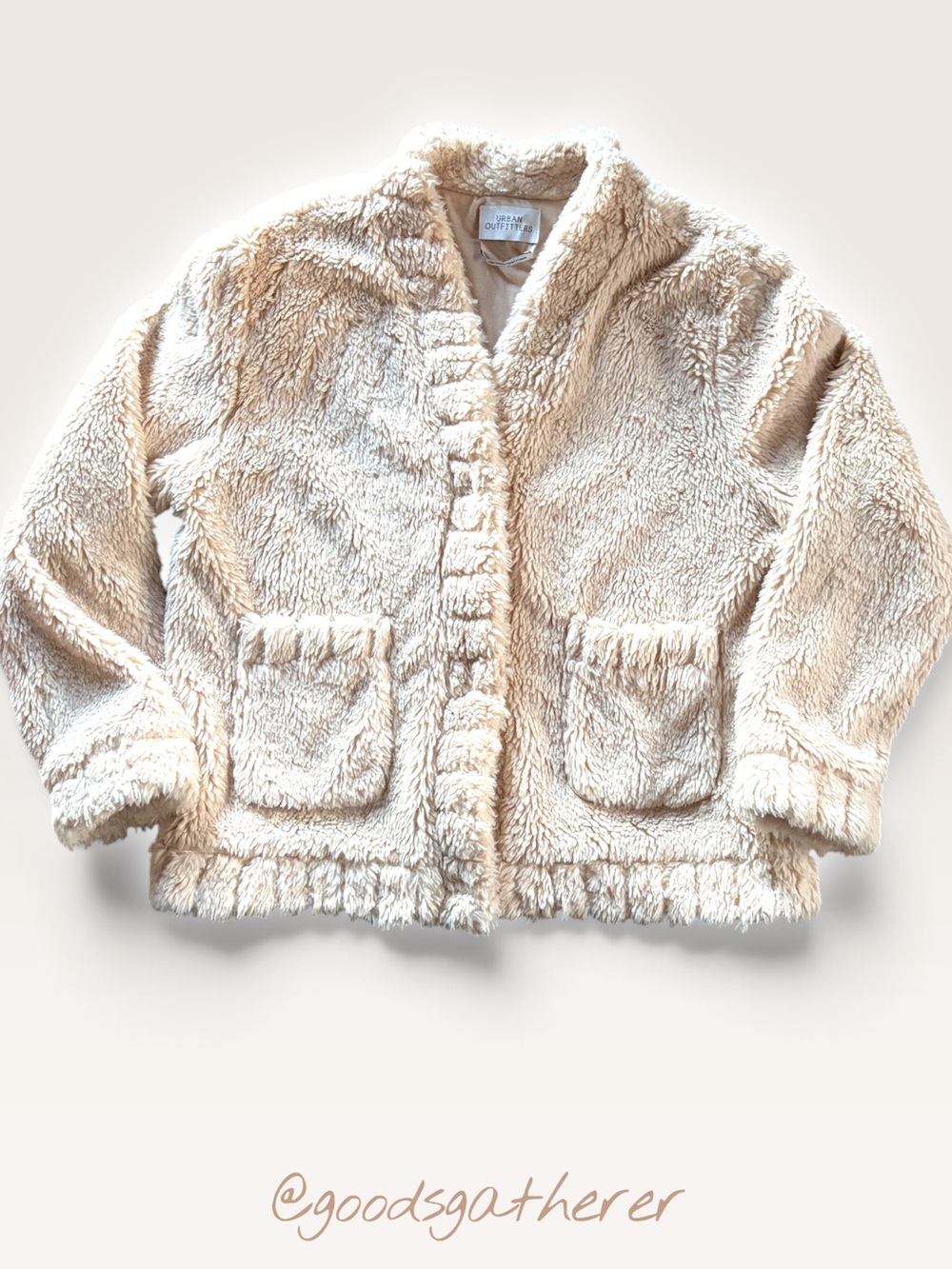 Urban Outfitters Sherpa Faux Fur Jacket Women’s S Cream Ivory Cozy